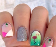 Flamingo Summer Nails