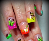 Pretty Summer Nails