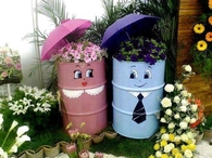 Cute DIY Barrel Planters