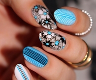 Blue Floral manicure