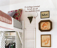 Walk in closet in a mini bedroom