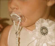 Pearl pacifier holder