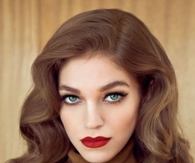 Vintage sexy hair