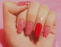 Polka dot nails
