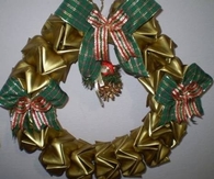 DIY Plastic Bottle Wreath