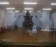 DIY Snowflakes Curtain