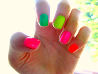 Neon nails