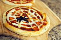 Spider web pizzas