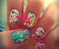 Paint messy nails