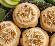 Caramel apple cookies