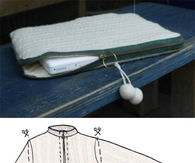 Turn-An-Old-Sweater-Into-A-Laptop-Case