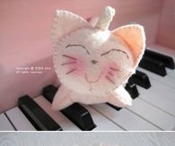 How To Make A Fabric Kitten