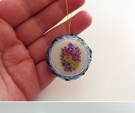 How To Make Ornaments From Bottle Caps
