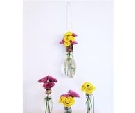 How-To-Make-A-Vase-From-A-Lightbulb