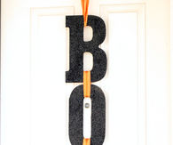 Boo front door decorations