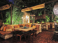 Beautiful Outdoor Room with Full KItchen