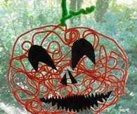 Yarn art pumpkin halloween craft