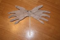 Hand spider