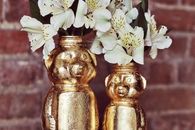 Gold honey bear vase DIY