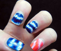 Tie dyed nails