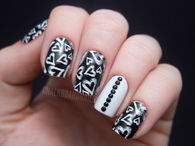 Chalkboard heart nail design
