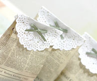 DIY Newspaper made favor bag