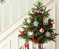 Festive Holiday Decor Ideas for Small Spaces