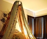 Easy To Do Canopy Bed