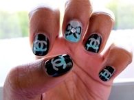 Chanel bow nails