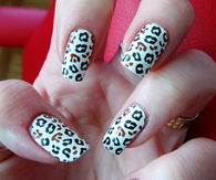 Cheetah nails