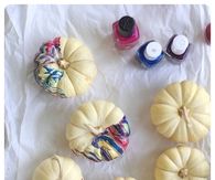 DIY Nail Polish Marbled Pumpkins