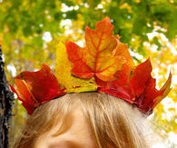 Maple leaf crowns