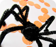 Easy pipe cleaner spiders