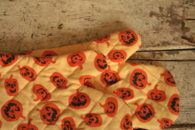 Pumpkin mittens