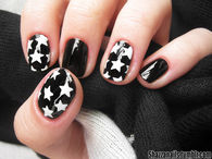 Black and white star nails