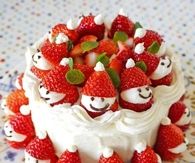 Cute Strawberry Snowmen Cake