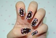 Chocolate dot nail art