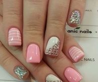 Pretty Nail Art for Short Nails