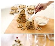 chocolate chip cookie christmas tree