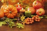 Simple Thanksgiving Centerpiece of Mini Pumpkins, Candles & Apples