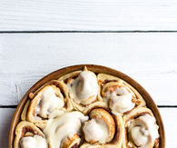 How to bake eggnog cinnamon rolls