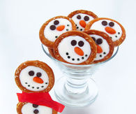 How to make frosty snowman pretzels