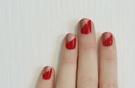 Color Blocking with Glitter Nails