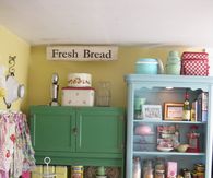Colorful Vintage Kitchen Storage Ideas
