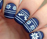 Winter snowflake nails