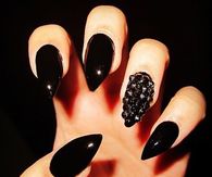 Black stiletto nails