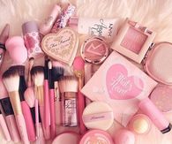 Pink Makeup & Accessories