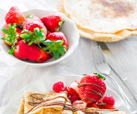 Nutella strawberry crepes