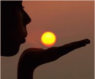 sun lit kiss