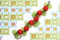 simple way to DIY apple bracelet